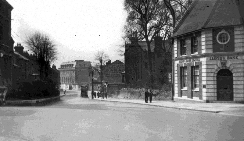 37, Then, Top of Church Hill, looking down towards High St, c1925.jpg